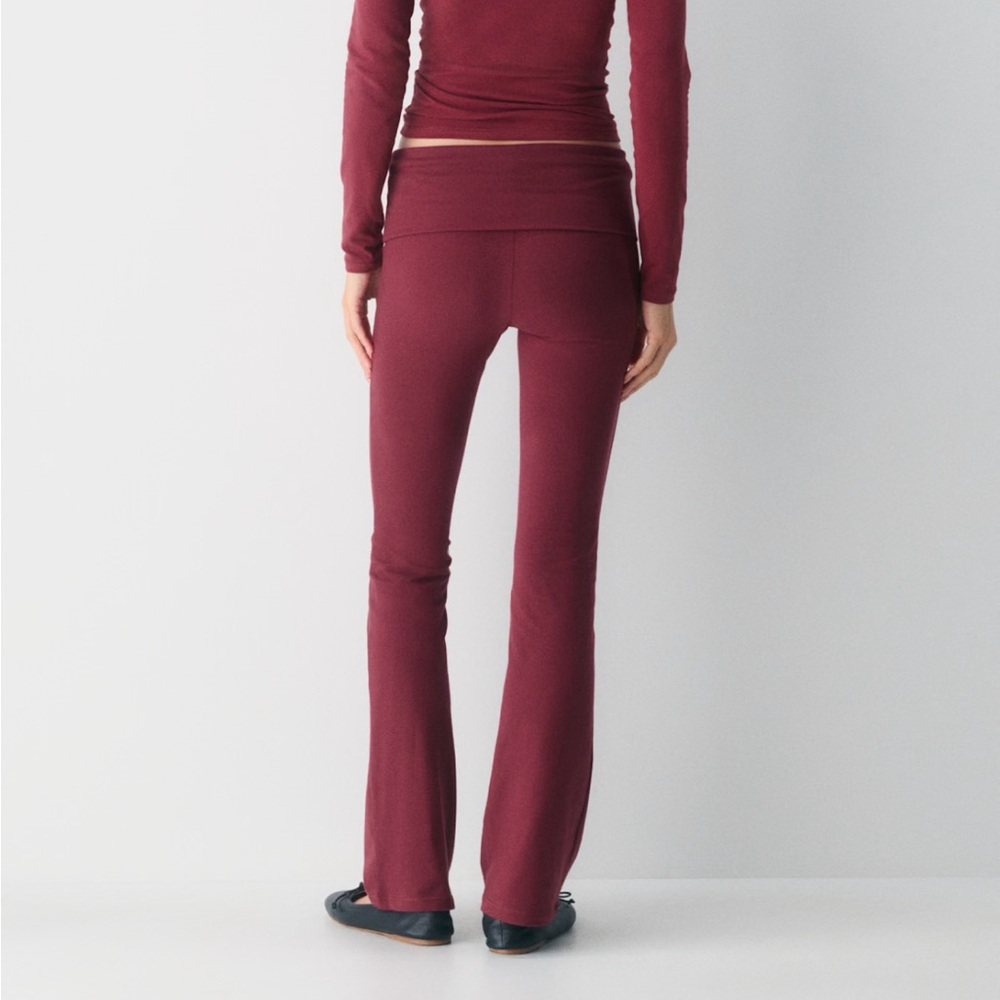 NWT Aritzia HomeStretch™ Smooth Mid-Rise Pant - Picture 2 of 7